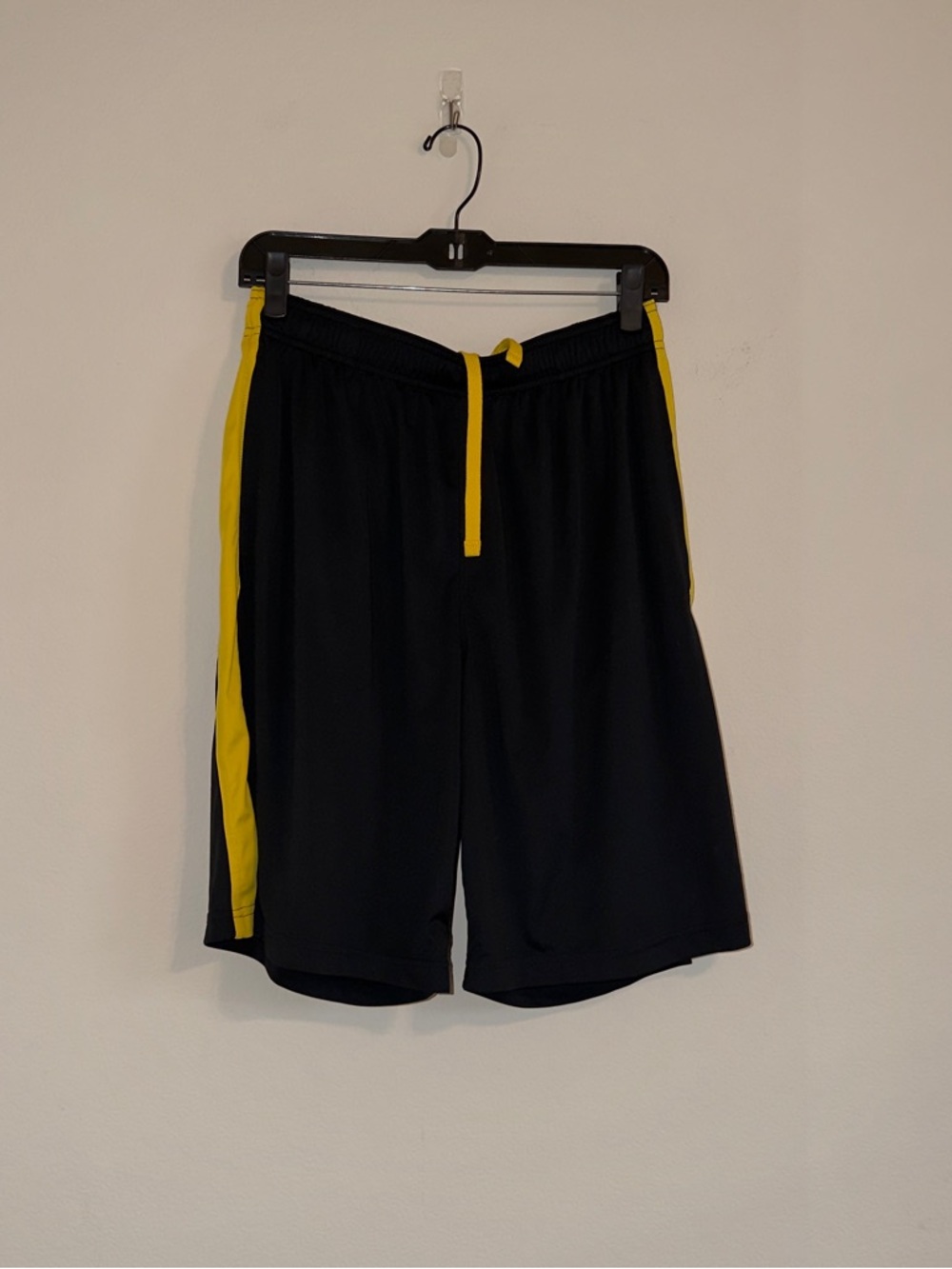 Nike men’s Dri-fit LIVESTRONG athletic shorts